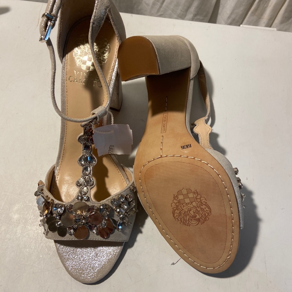 Vince Camuto beige metallic leather sandals with rhinestones size 8.5 NWT - Picture 5 of 7